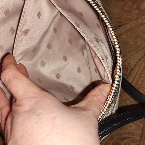 Kate Spade white&black leather snakeskin embossed crossbody bag. EUC Preloved - Picture 13 of 15